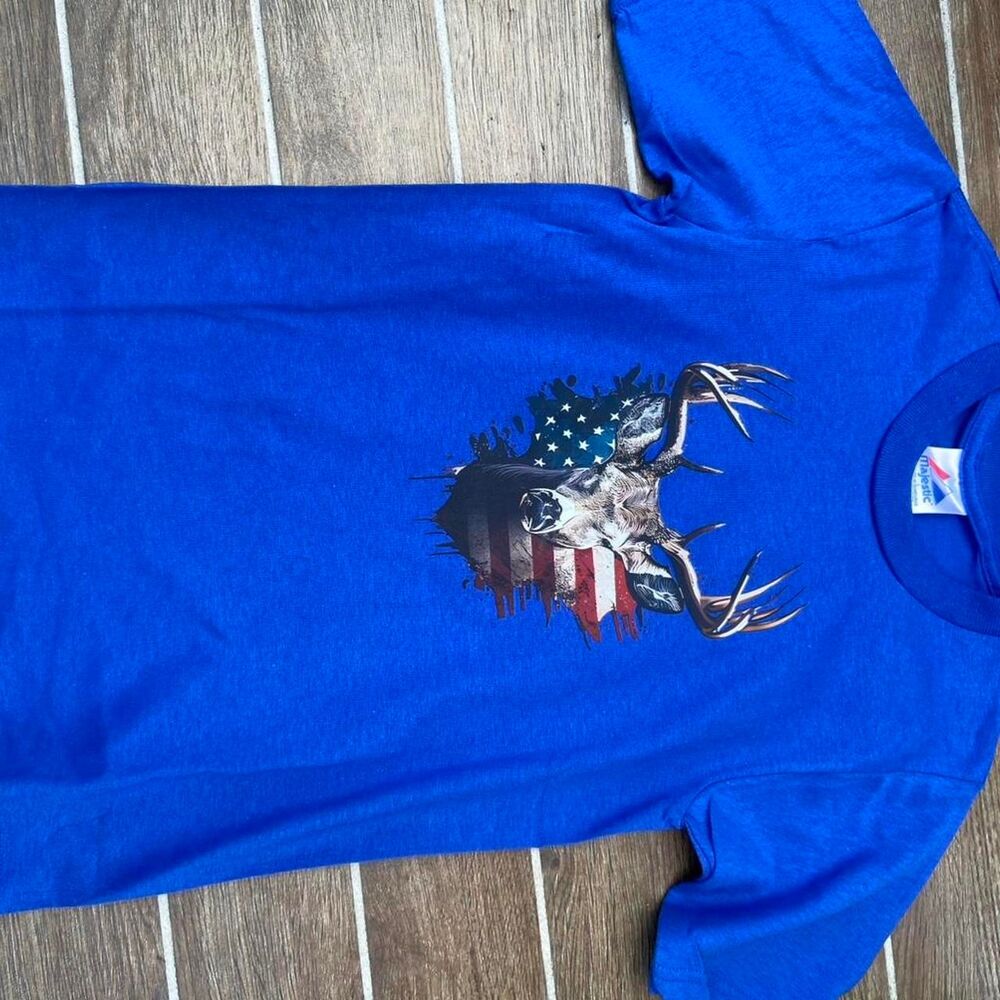American Deer Majestic T-shirt